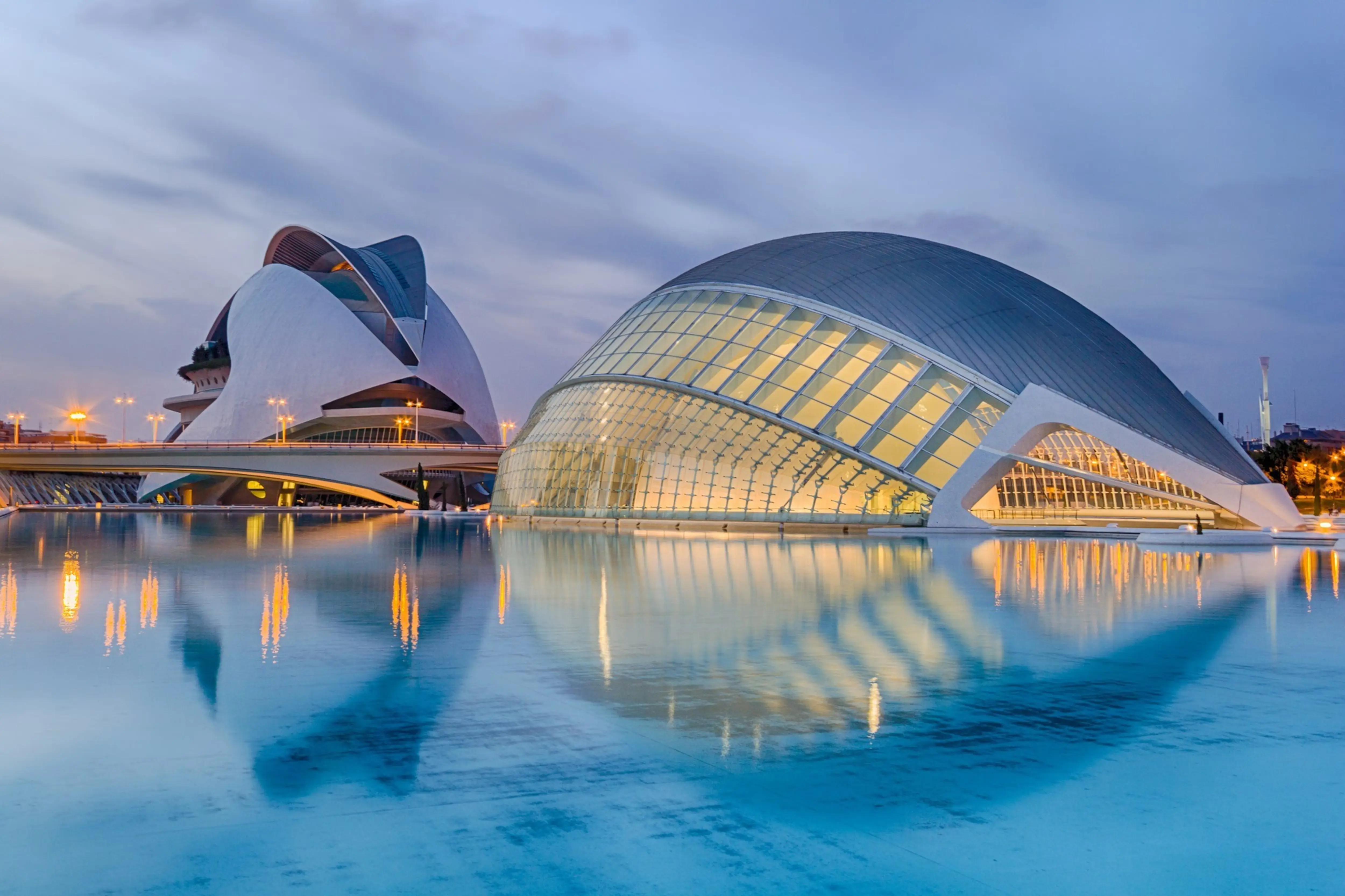 Private transfer from Barcelona Airport to Valencia